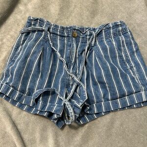 American Eagle 4 Blue Pinstripe Paperbag Chambray Denim Shorts